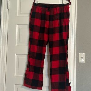 Old navy red plaid flannel pajamas size L
